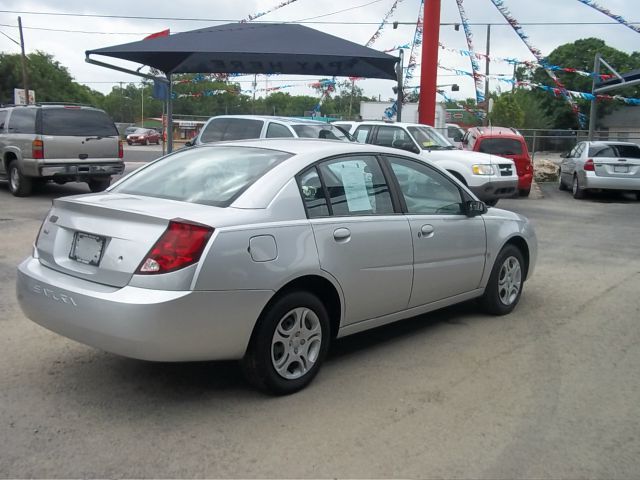 Saturn Ion 2005 photo 17