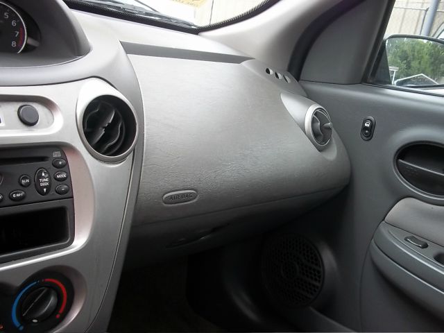 Saturn Ion 2005 photo 20