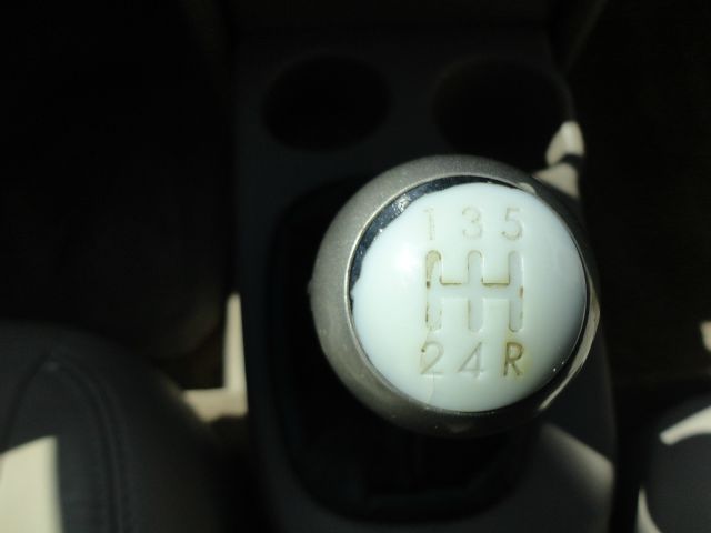 Saturn Ion 2005 photo 5