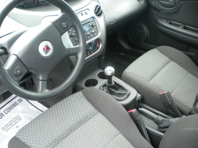 Saturn Ion 2005 photo 4