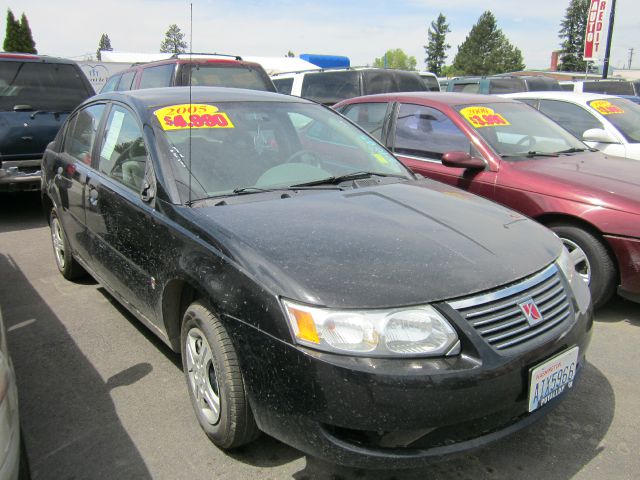 Saturn Ion 2005 photo 1