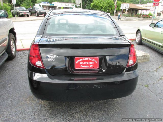 Saturn Ion 2005 photo 3