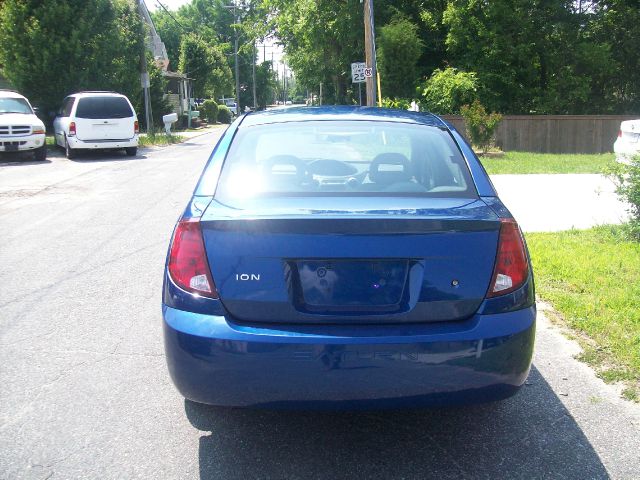 Saturn Ion 2005 photo 5