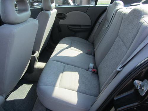 Saturn Ion 2005 photo 4