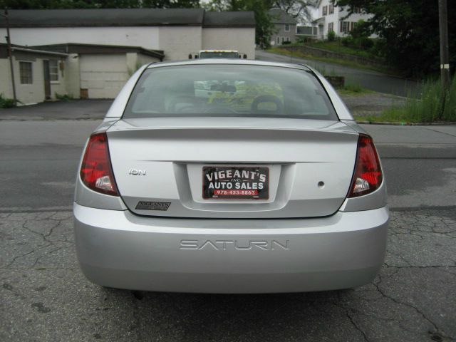 Saturn Ion 2005 photo 3