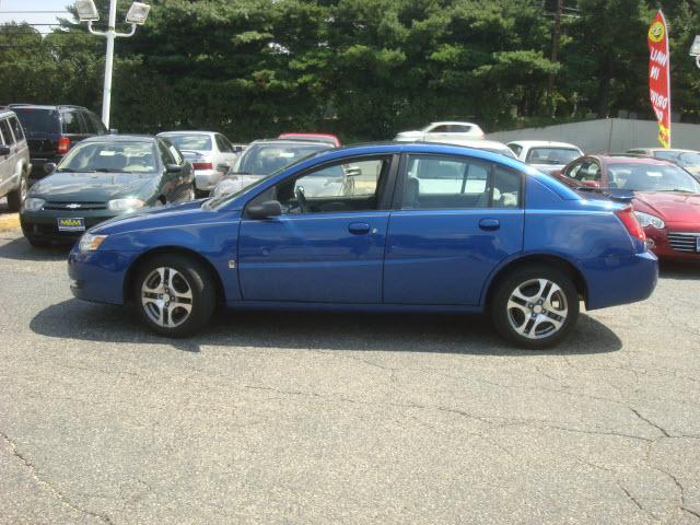 Saturn Ion 2005 photo 1