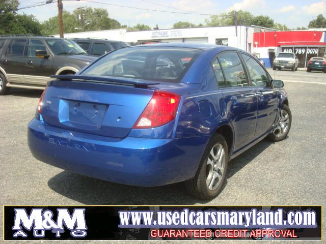 Saturn Ion 2005 photo 2