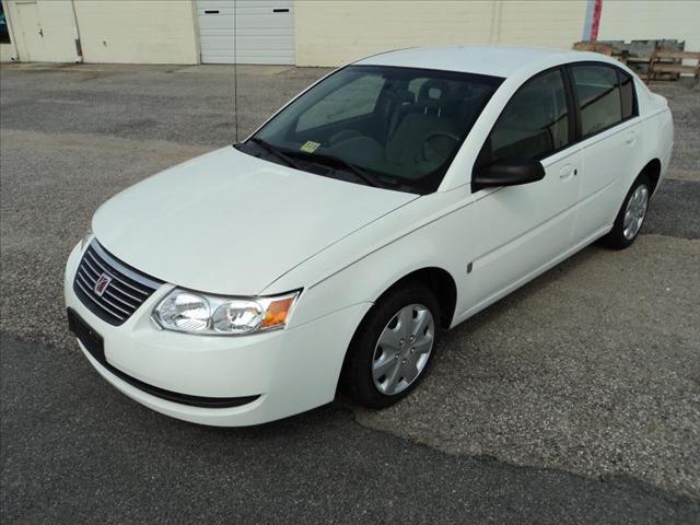 Saturn Ion 2005 photo 2