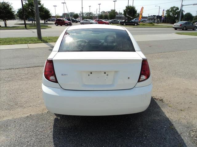 Saturn Ion 2005 photo 5