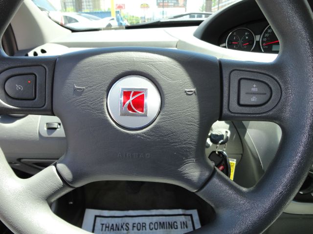 Saturn Ion 2005 photo 8