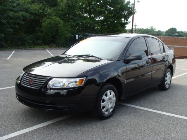 Saturn Ion 2005 photo 1