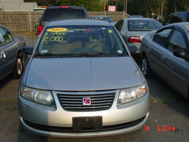 Saturn Ion 2005 photo 1