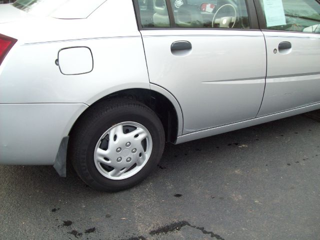 Saturn Ion 2005 photo 1