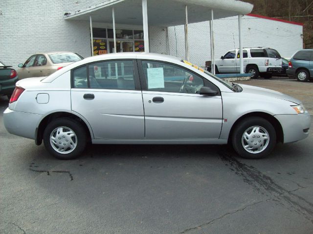 Saturn Ion 2005 photo 3