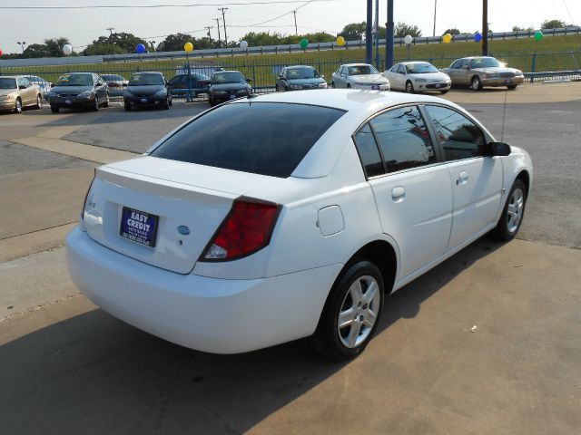 Saturn Ion 2006 photo 3