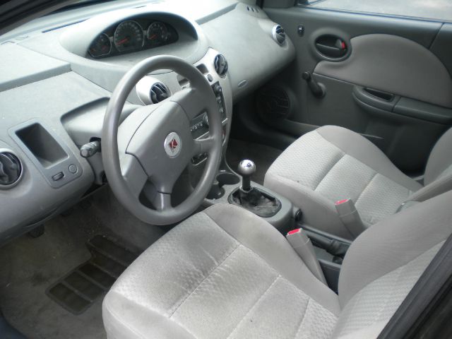 Saturn Ion 2006 photo 2