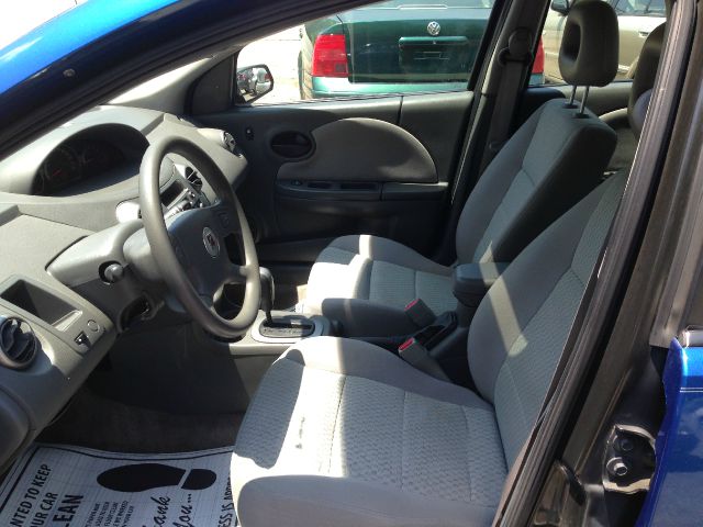 Saturn Ion 2006 photo 2