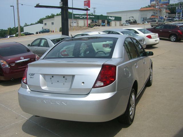 Saturn Ion V6 4WD Limited Sedan