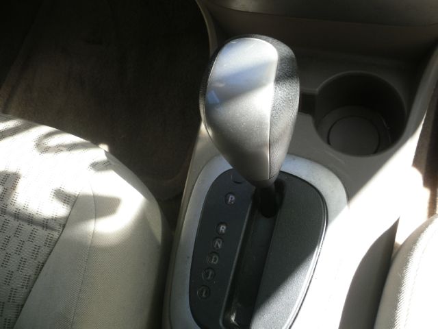 Saturn Ion 2006 photo 21