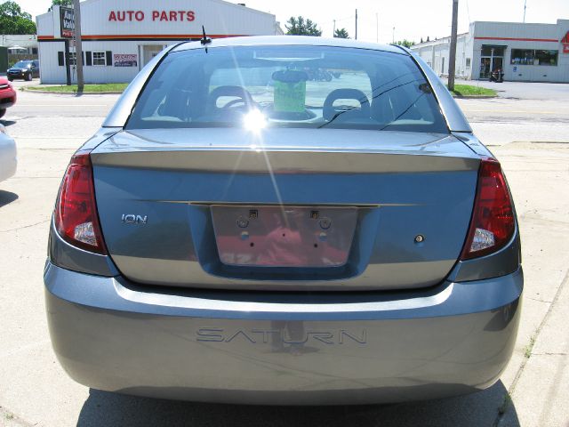 Saturn Ion 2006 photo 2