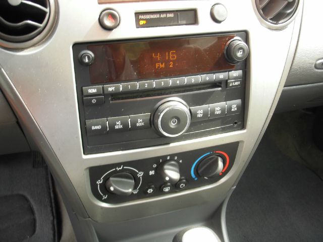 Saturn Ion 2006 photo 2