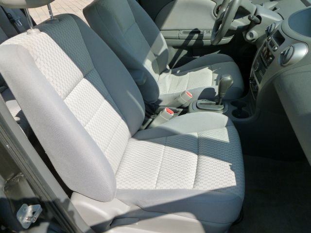 Saturn Ion 2006 photo 16