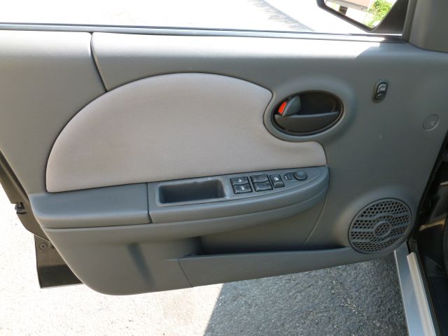 Saturn Ion 2006 photo 3