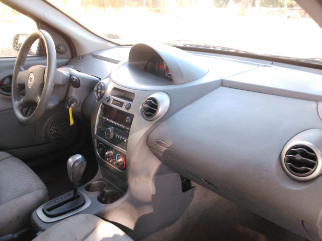 Saturn Ion 2006 photo 2