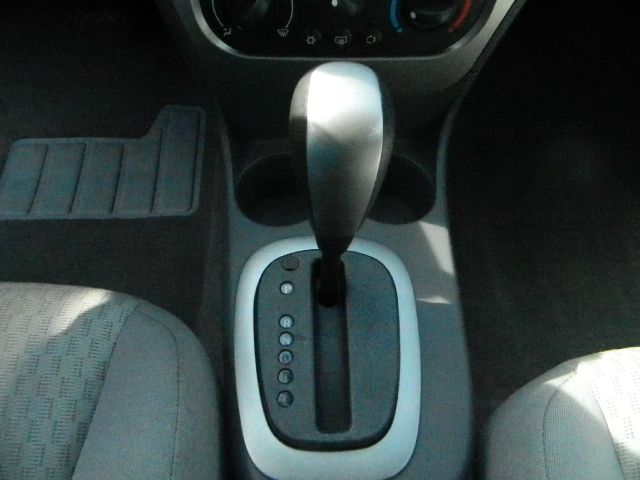 Saturn Ion 2006 photo 12