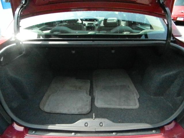 Saturn Ion 2006 photo 2