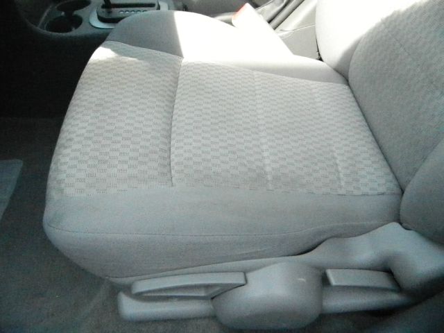 Saturn Ion 2006 photo 9