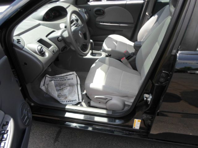 Saturn Ion 2006 photo 12