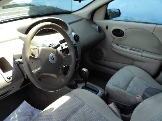 Saturn Ion SLE - ONE Owner Clean Carfax Sedan