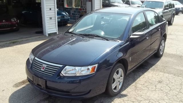 Saturn Ion SLE - ONE Owner Clean Carfax Sedan