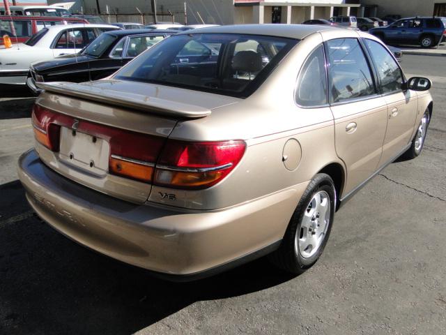 Saturn L Series 2000 photo 3