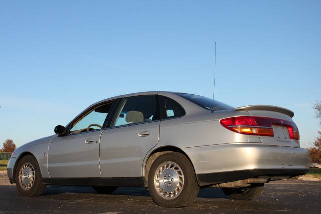 Saturn L Series 2000 photo 3