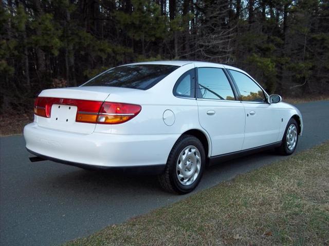 Saturn L Series 2000 photo 4