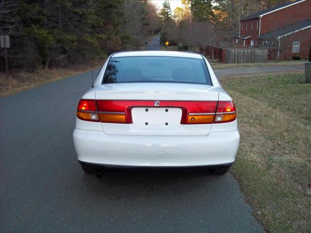 Saturn L Series 2000 photo 5