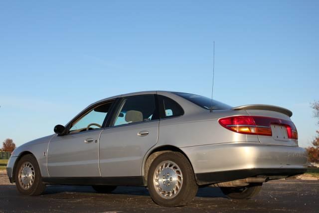 Saturn L Series 2000 photo 4