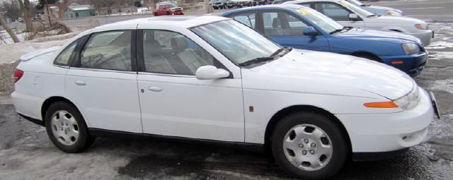 Saturn L Series 2000 photo 3