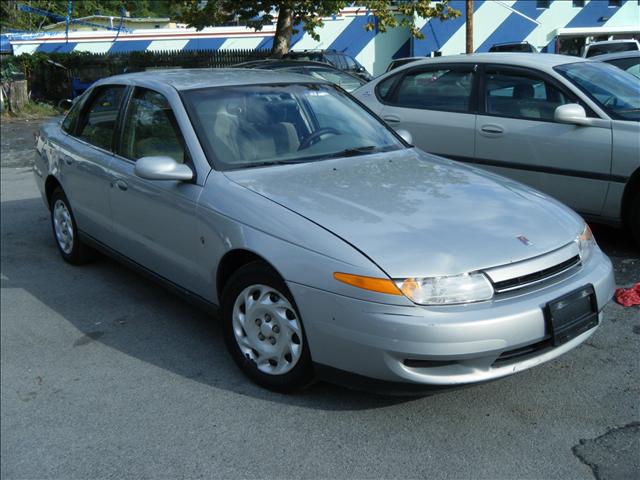 Saturn L Series 2000 photo 2