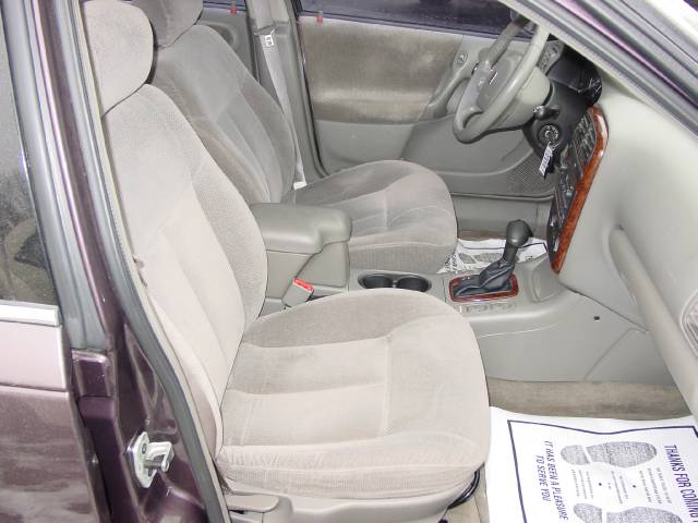 Saturn L Series 2000 photo 4