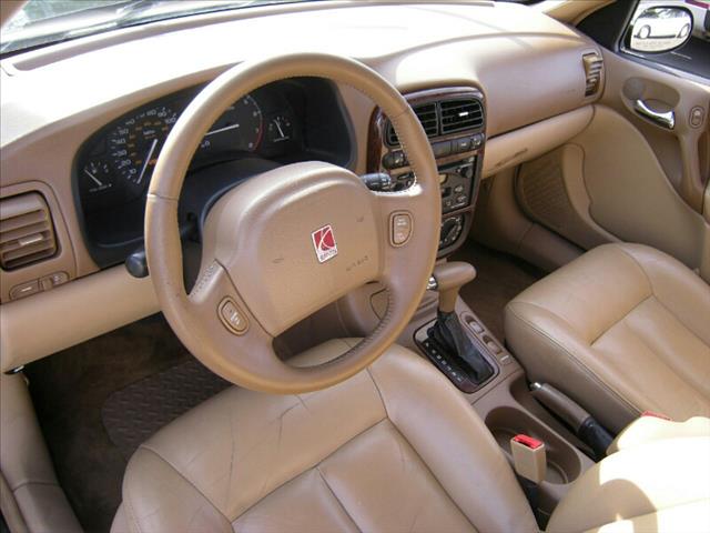 Saturn L Series 2000 photo 1