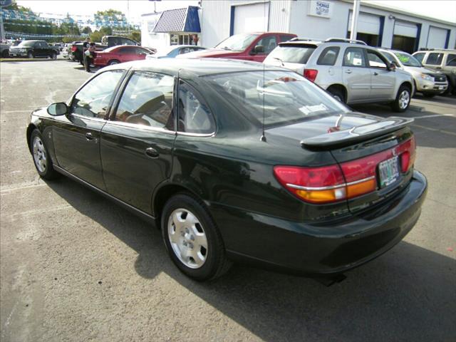 Saturn L Series 2000 photo 2