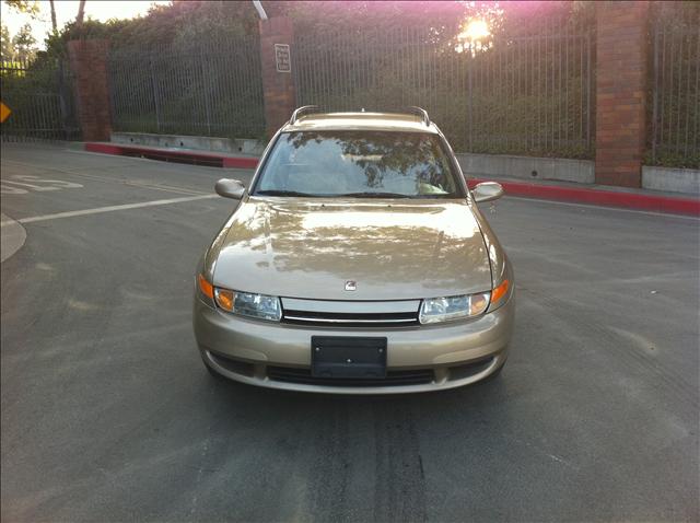 Saturn L Series 2000 photo 1