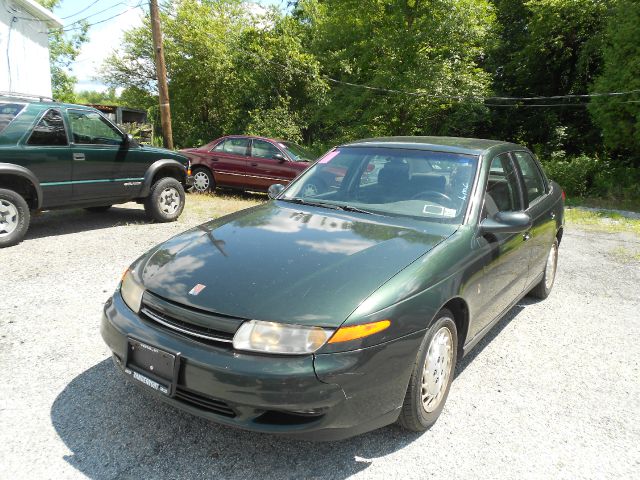 Saturn L Series 2000 photo 1