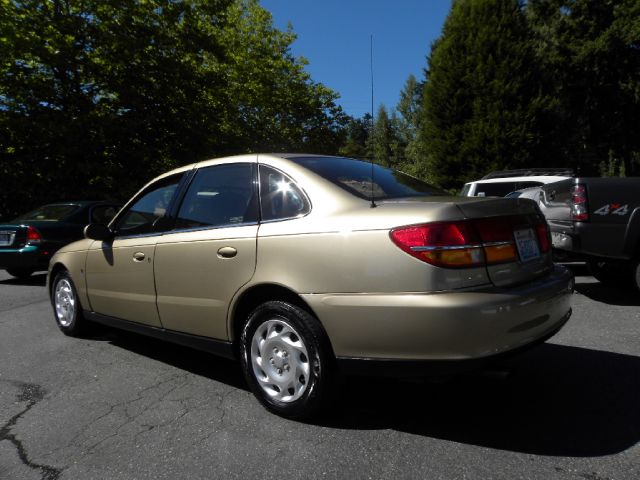 Saturn L Series 2000 photo 1