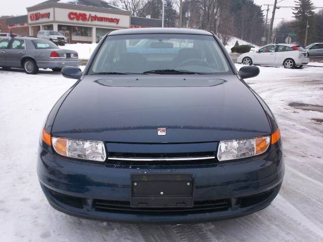 Saturn L Series 2000 photo 1