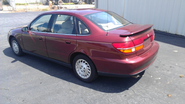 Saturn L Series 2000 photo 1