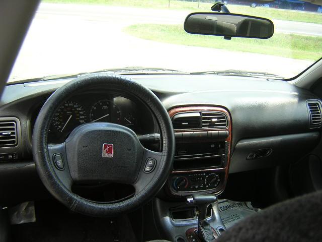 Saturn L Series 2000 photo 5